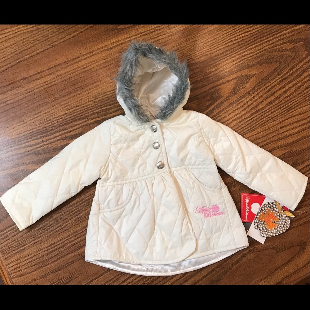 Apple Bottoms Baby Girl Jacket Hooded w Faux Fur Cream White. Satin lining 12 M